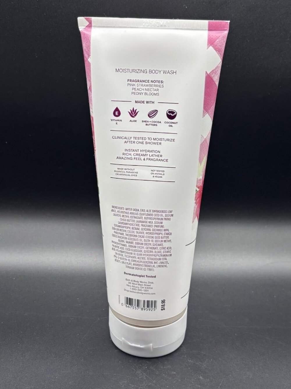Bath & Body Works Moisturizing Body Wash Gingham Gorgeous 10 oz Strawberry Pink - Picture 2 of 16
